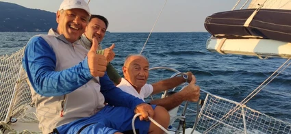 Uscita in barca a vela con skipper: da Desenzano verso l’Isola del Garda 10